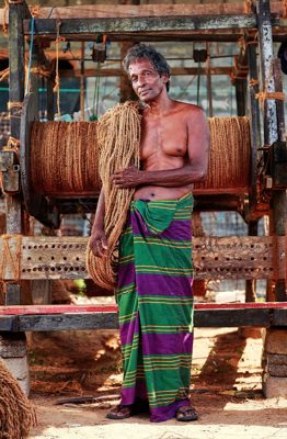 Sarung Tenun Pria
