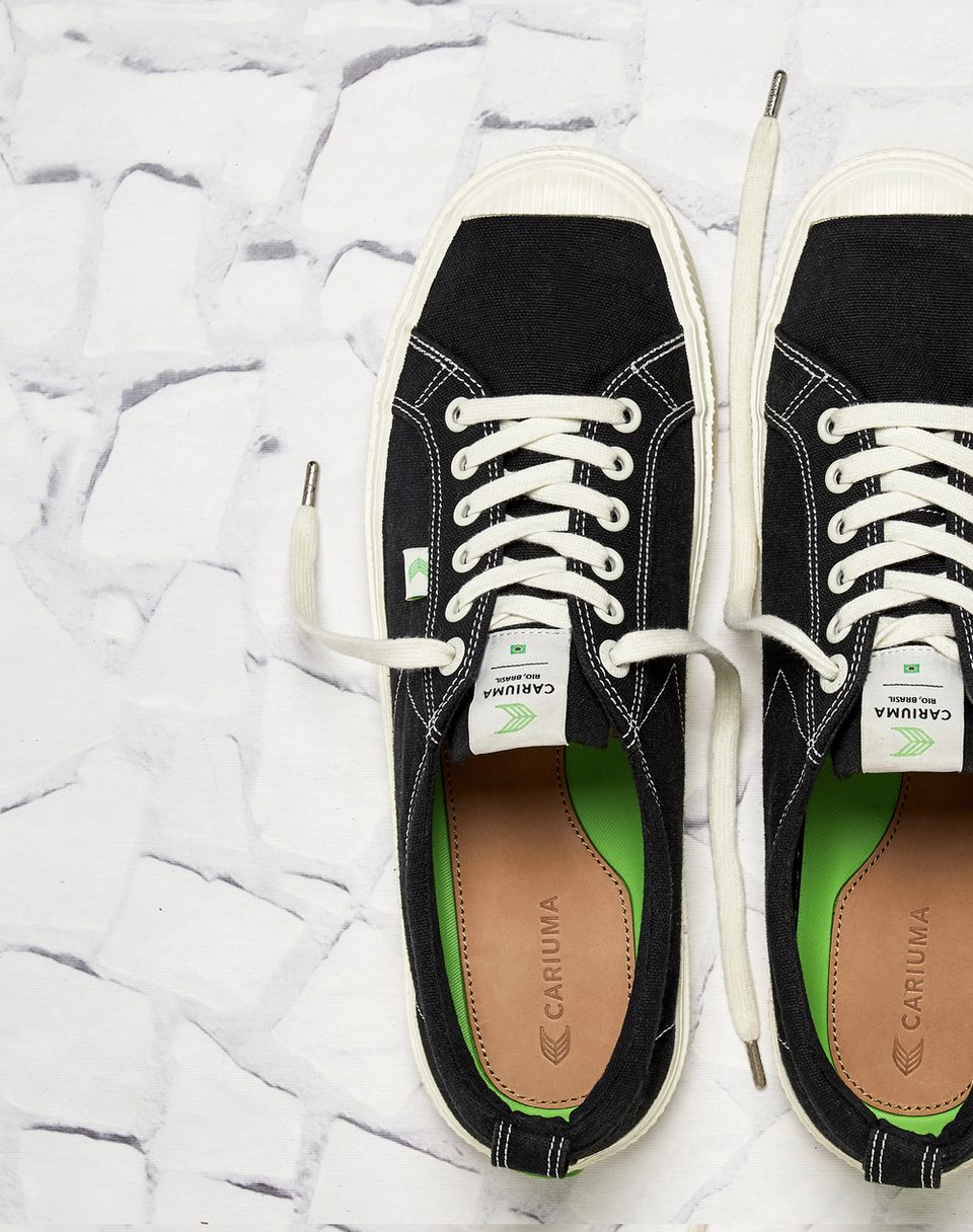 Sepatu Sneakers Kanvas