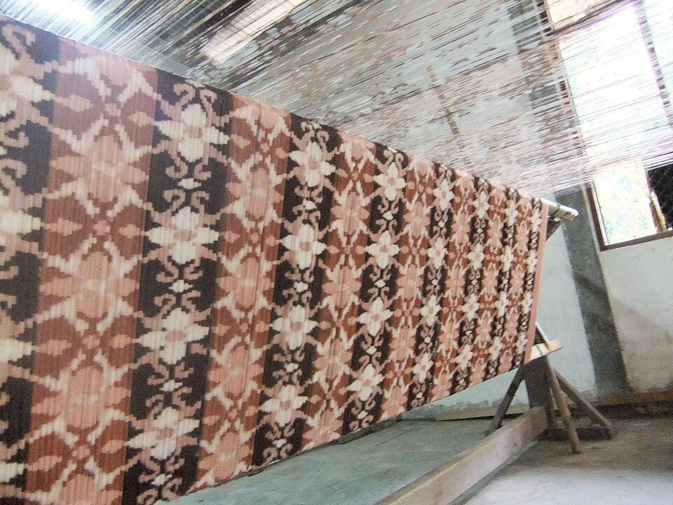 Kain Tenun Ikat
