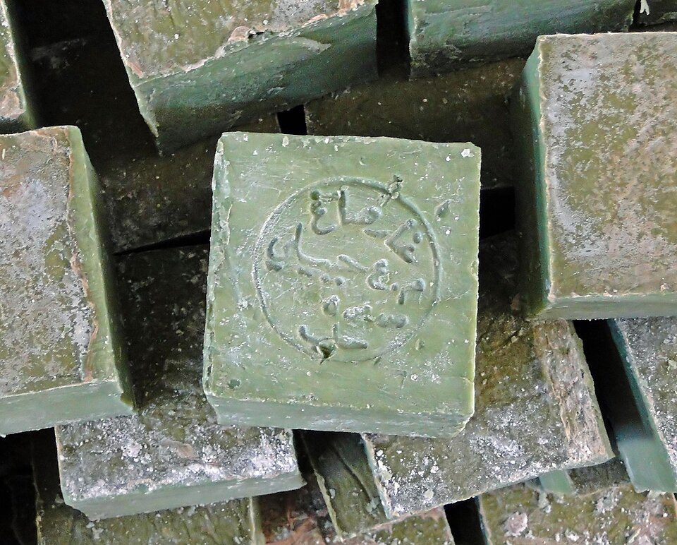 Sabun Batang Alami